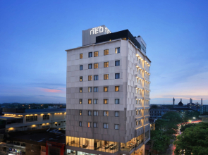 Neo Gajah Mada, Pontianak Hotel