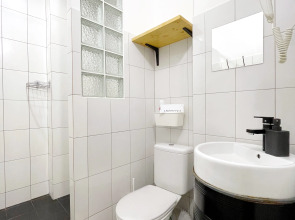 Хостел BookCase Hotel&Hostel