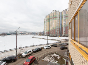 1b  Krasnogrskij 46 Apartments