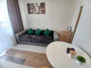 Uyutnaya studiya dlya dvoikh Flat