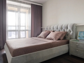 V Khoroshem Rayone Ryadom S Kad Flat