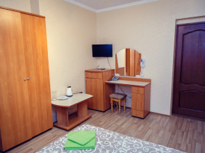 Отель София