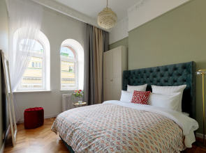 Апартаменты Minin Apartments с видом на Александринский Театр 130 кв.м.