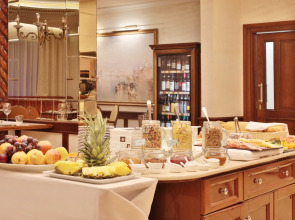 Resort Retro Riverside Wellness