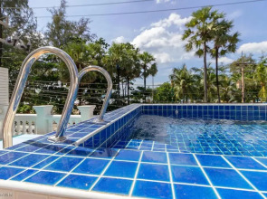 Отель Modern Living Residence  Phuket Patong