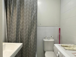 Апартаменты Истоман Студия вид на пруд