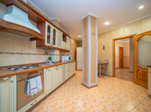 Апартаменты Радищева 12 трехкомнатная