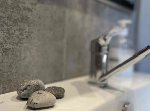 Апартаменты Moon в доме на горе