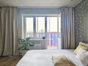 Апартаменты ФлаНск на Крылова 4