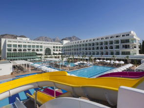 Отель Karmir Resort  & SPA