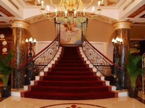 Ascot Hotel