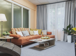 Квартира GM Apartments Стильная Трехкомнатная в центре рядом с МХАТ