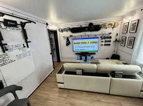 Fani-Zona U Gory Flat