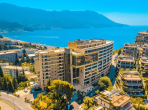 Lux Apartments Harmonia, Apartments