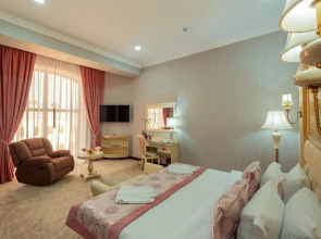 Отель Dilimah Premium Luxury