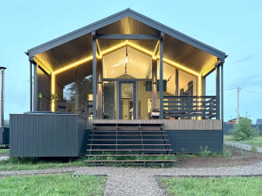 S Saunoy I Kupelyyu V 300 Metrakh Ot Vodokhranilischa Private house