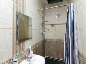 Автор Братиславская