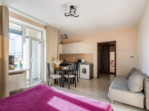 Апартаменты Sergeew Apartments Комфорт с балконом у Невского Проспекта