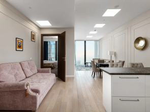 38 этаж, стильные апартаменты с приватным парком