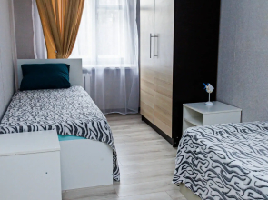 Trekhkomnatnye apartamenty Krymsk-Apart v tsentre goroda Apartments