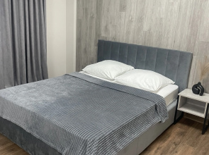 Uyutnaya Studiya Mikrorayon Kosmos Flat