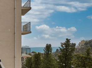 Квартира в Хосте с Отдельной Спальней и Видом на Море