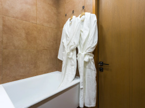 Апартаменты  на 18 Этаже Hugge Place