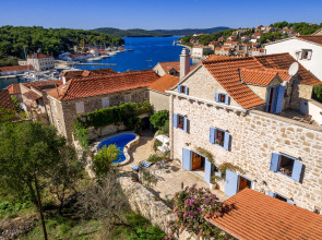 Traditional Stone Vicina Milna Brac Island Villa