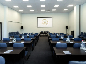 Отель Ani Forest Hills Resort