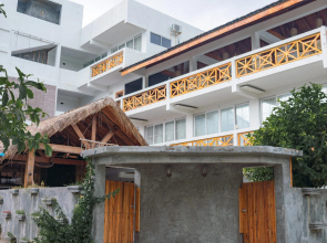 Sands Grand Hotel