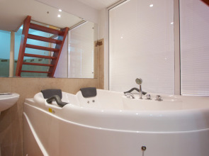 Отель Автодвор