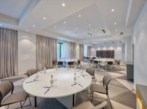 Holiday Inn Express - Yerevan by IHG