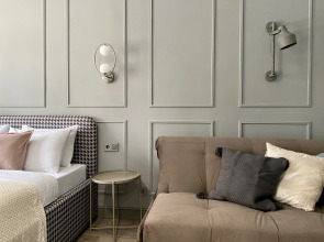 Апартаменты UzorApart Дизайнерская квартира на набережной, один шаг до моря