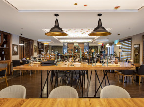 Отель Mercure Tbilisi Old Town