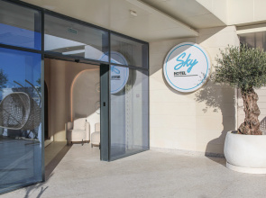 Hotel Sky Hotel