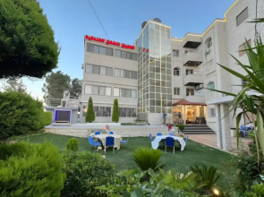 Al Farouq Hotel Apartments Hotel