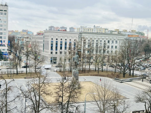 Квартира на площади Горького 4