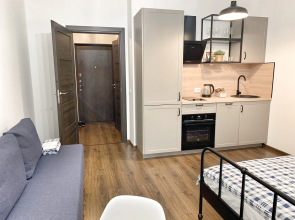 Квартира Loft Studio on Komendantskiy