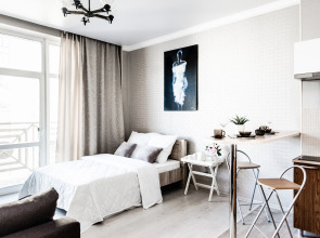 Апартаменты ApartHause в центре у БЦ Высоцкий