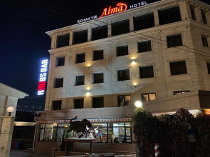 Отель Алма