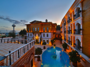 Отель Seven Hills Palace