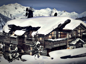 Bagnes 1850 Swiss Hotel
