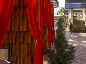 Отель Акжола