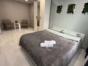 Na Dzerzhinskogo 8 Apartments