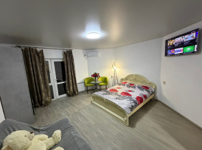 Primorskaya 53 Private House