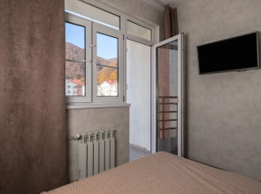 Апартаменты Море Апартаментов на Эстонской 37/8-040