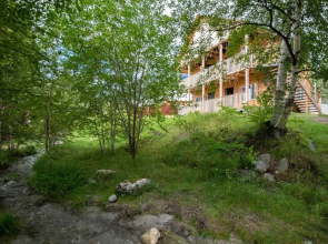 Отель Дом у реки