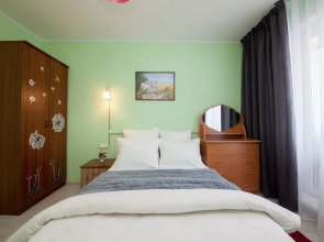 Квартира двухкомнатная на Алексеева 99