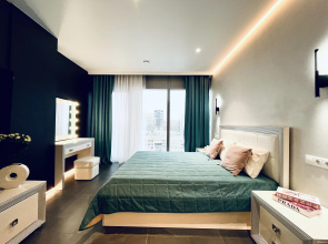 vidovaya Neotel v Rezidentsii Galereya Chizhova, v tsentre goroda Flat