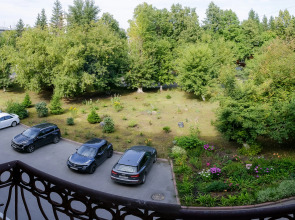 Апартаменты Unique Apart Прованс с джакузи рядом с набережной и фонтаном Весенней 7